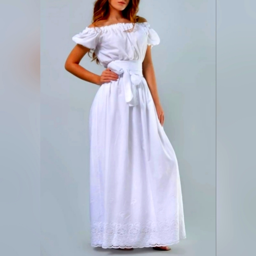 Lila Kass Off- Shoulder Embroidered Dress. Size 4